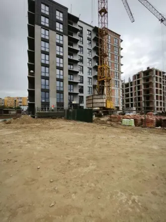 Продаж 2к Квартира 61 кв.м {geo.addres} Ужгород