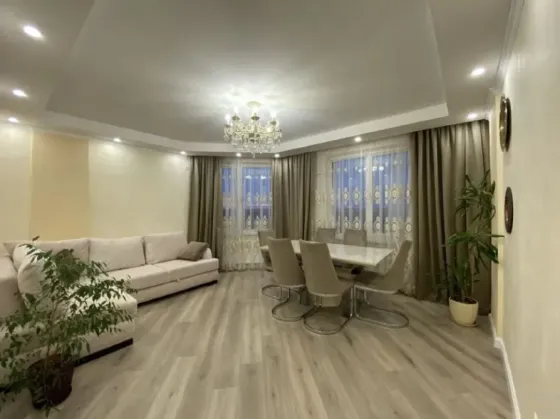 Продажа 3к Квартира 82 кв.м массив радужный Одесса