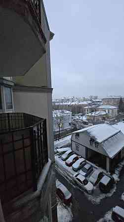 Продаж Квартира 4-кімнатна, 6/10 поверх на Почайнинська вул., д. 25/49 Киев