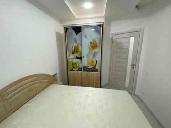 Оренда Квартира 3-кімнатна, 2/4 поверх на Греческая ул., 20 Одеса