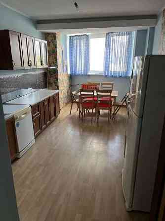 Оренда Квартира 3-кімнатна, 4/20 поверх на пр. Бажана, 12 Київ