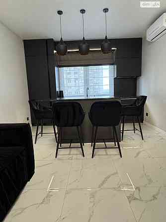 Продаж Квартира 1-кімнатна, 8/25 поверх на Софії Русової вул., д. 7А Kiev