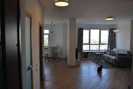 Оренда Квартира 2-кімнатна, 13/21 поверх на ул. Александра Мишуги, 3 Київ