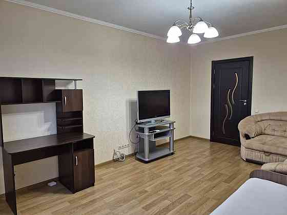 Оренда Квартира 1-кімнатна, 24/25 поверх на улица Урловская, д.34 Киев