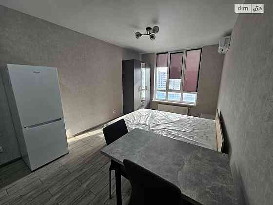 Оренда Квартира 1-кімнатна, 23/25 поверх на Приміська, 22б Киев