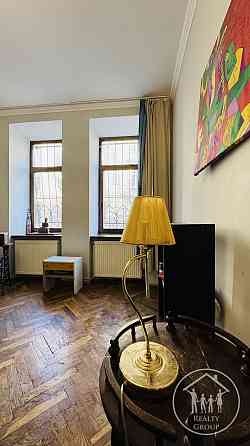 Продаж 3к Квартира 65 кв.м Леонтовича вул. Львів