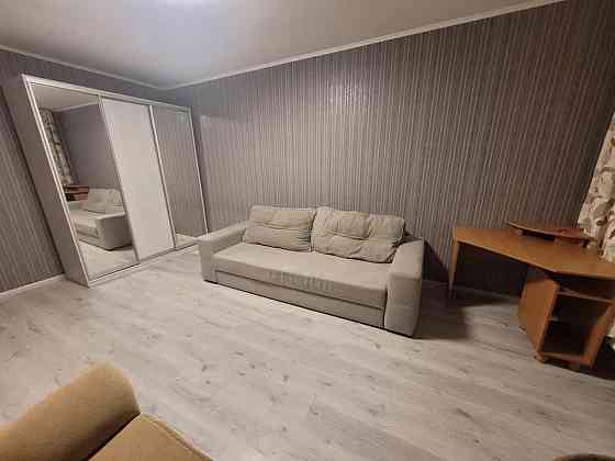 Оренда Квартира 2-кімнатна, 2/9 поверх на вул. Бориса Гмирі, 5 Київ