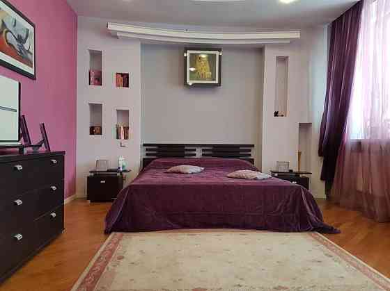 Продаж Квартира 4-кімнатна, 1/5 поверх на Педагогический пер., 3 Одесса