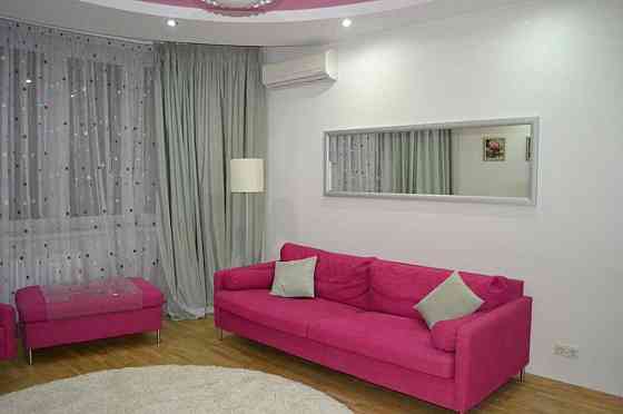 Продаж Квартира 2-кімнатна, 18/24 поверх на Пчілки, 3А Kiev