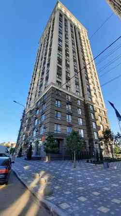 Оренда Квартира 1-кімнатна, 15/25 поверх на ул. Каменская Kiev