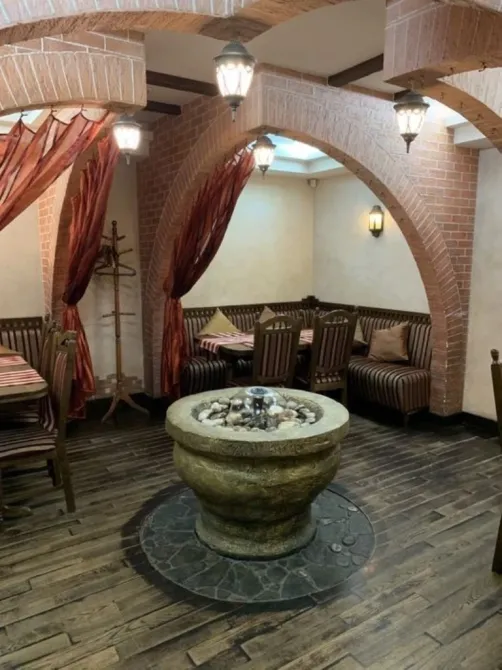 Продаж Ресторан / кафе / бар / кав’ярня площа 386 кв.м 1-й поверх на проспект Олександра Поля Дніпро - фото 1