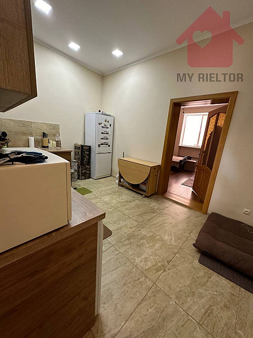 Продаж Квартира 5-кімнатна, 1/2 поверх на Українська Ужгород - фото 7