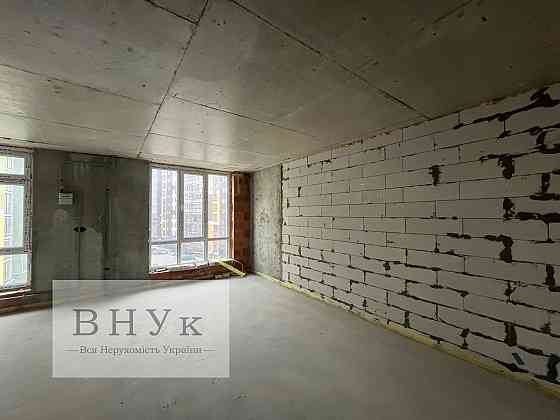 Продаж Квартира 3-кімнатна, 4/10 поверх на вул. Микулинецька Ternopil'