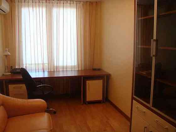 Оренда Квартира 3-кімнатна, 8/25 поверх на пр. Валерия Лобановского Kiev