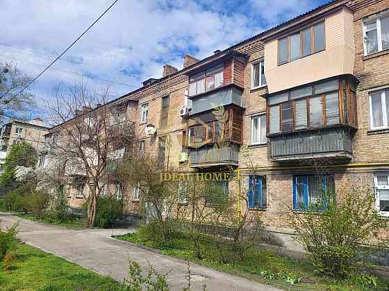 Продаж Квартира 1-кімнатна, 2/3 поверх на Воскресенский пр., 9 Киев