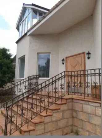 Продаж 2-поверховий Будинок з ділянкою 12 сот 300 кв.м 6 кімн. на солнечная Одеса