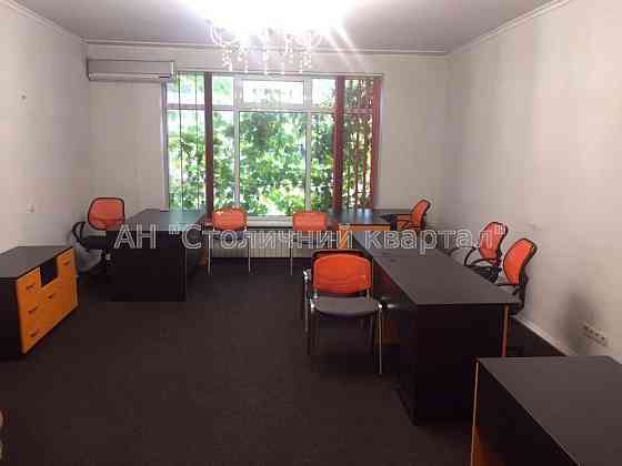 Оренда Будинок 10-кімнатний на Лобановського пр-т, 30 Киев