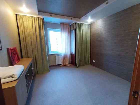 Оренда Квартира 2-кімнатна, 10/14 поверх на Прирічна, 37 Київ