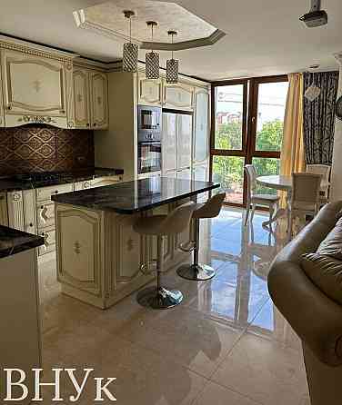 Продаж Квартира 2-кімнатна, 9/10 поверх на вул. Білецька Ternopil'