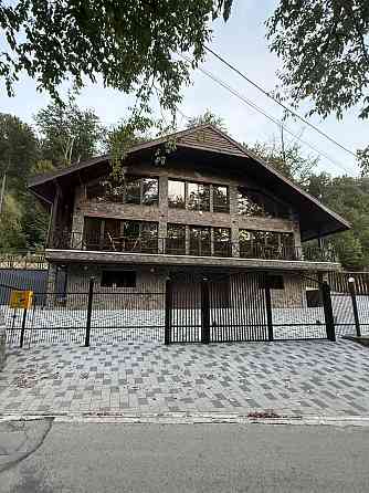 Продаж Будинок на Центральна Синяк