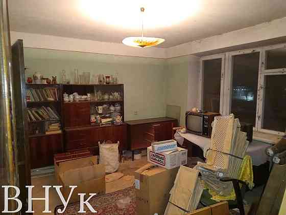 Продаж Квартира 3-кімнатна, 3/5 поверх на Відродження Луцьк