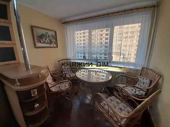 Продаж 3-кімнатної квартири, метро Житомирська 3 хв.пішки. № 21145874 Kiev