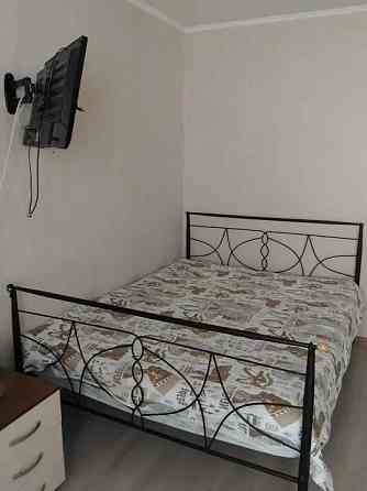 Оренда Квартира 3-кімнатна, 10/10 поверх на ул. Вишняковская, 8 Київ