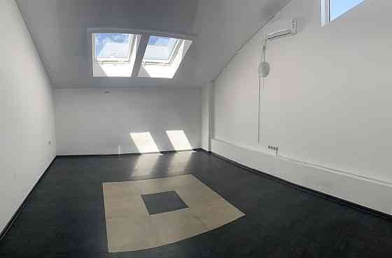 Продаж Квартира 4-кімнатна, 16/17 поверх на Лидерсовский б-р, 5 Одеса