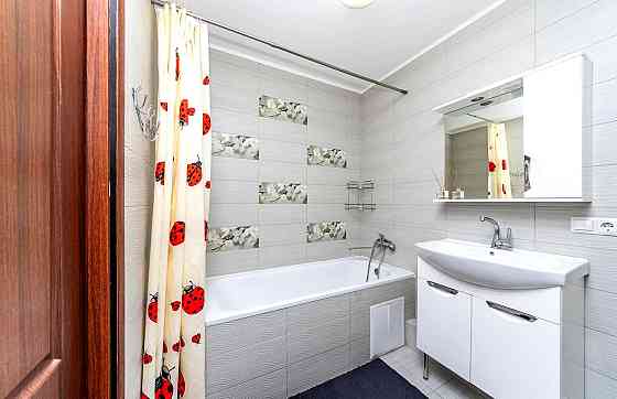 Продаж Квартира 2-кімнатна, 23/25 поверх на Софії Русової вул., д. 7 Київ