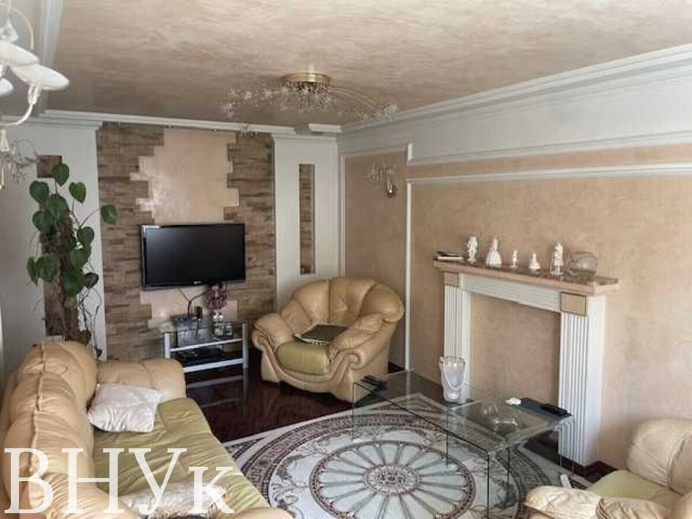 Продаж Квартира 3-кімнатна, 5/5 поверх на Соборності Luts'k - photo 2