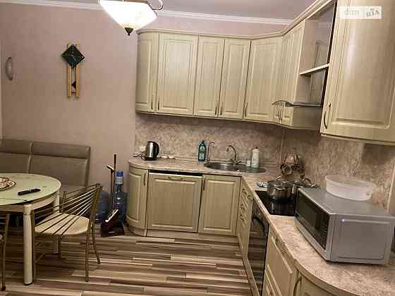 Оренда Квартира 3-кімнатна, 17/24 поверх на просп. Петра Григоренко, 20 Kiev