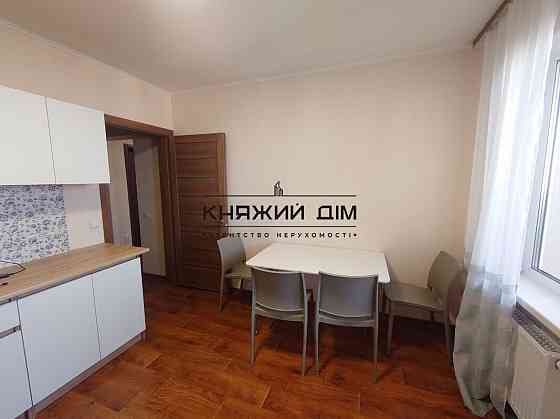 Продаж Квартира 2-кімнатна, 24/26 поверх на Ревуцкого ул. Київ