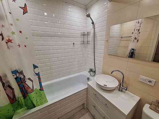 Оренда Квартира 1-кімнатна, 20/25 поверх на Гмирі, 12б Kiev