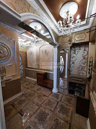 Продаж Квартира 3-кімнатна, 9/9 поверх на вул. Героїв Праці Kharkiv