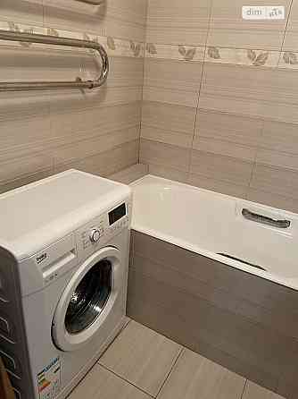 Оренда Квартира 2-кімнатна, 3/9 поверх на Юрія Литвинського, 82 Киев