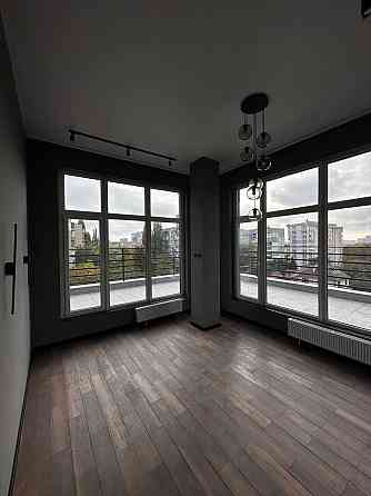 3 комнатная, "Граф" на Педагогической, с большой террасой. Одеса