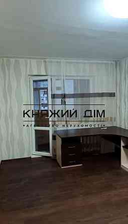 Оренда Квартира 3-кімнатна, 11/16 поверх на Вишняковская ул. Киев