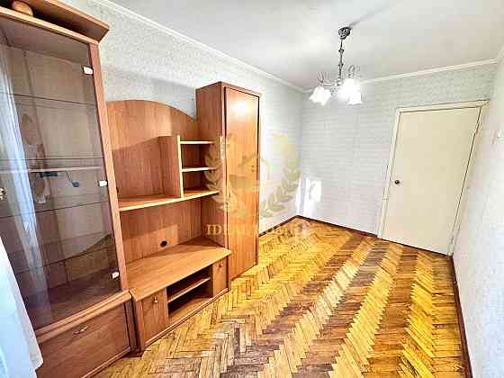 Продається 2-х кімнатна кв. в Святошинському р-ні (м.Академмістечко) Київ