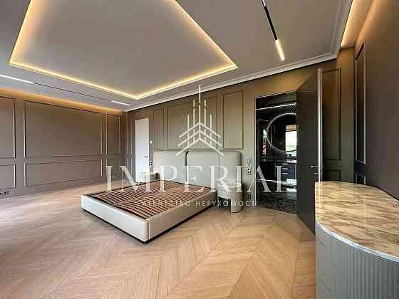 Продаж 2-поверховий Будинок з ділянкою 15 сот 290 кв.м 5 кімн. на Струмкова вул. Ivankovychi