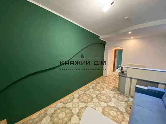 Продаж офісне приміщення на Дегтяревская ул. поверх - 1/5 Киев