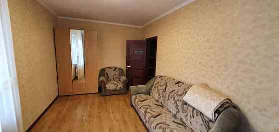 Оренда Квартира 2-кімнатна, 9/9 поверх на ул. Михаила Драгоманова, 1б Киев