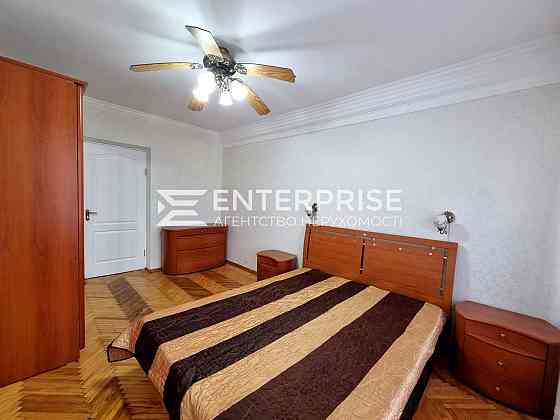 Продаж Квартира 2-кімнатна, 5/5 поверх на вул. Кирилло-Мефодиевская Kiev