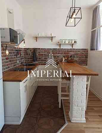 Оренда Квартира 2-кімнатна, 21/22 поверх на вул. Андрія Верхогляда Kiev