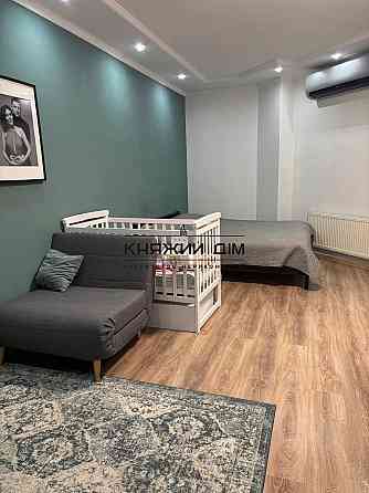 Продаж 1-кімнатної квартири в ЖК Дубова роща, метро Політехнічний інститут. № 21146401 Київ