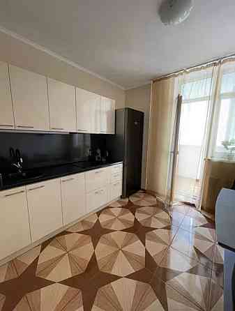 Оренда Квартира 1-кімнатна, 2/26 поверх на Сімї Кульженків, 33 Київ