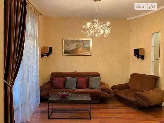 Оренда Квартира 2-кімнатна, 2/5 поверх на ул. Полтавская Kiev