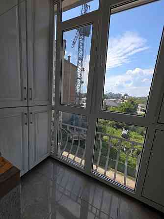 Оренда Квартира 3-кімнатна, 5/10 поверх на Вул. Незалежності, 146 Івано-Франківськ