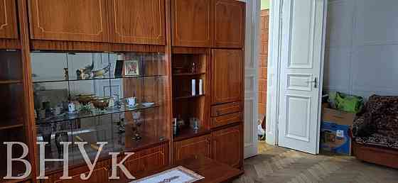 Продаж Квартира 3-кімнатна, 2/2 поверх на вул. Франка Івано-Франківськ