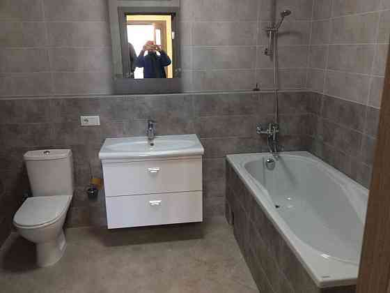 Оренда Квартира 3-кімнатна, 15/17 поверх на ул. Николая Ушакова, 1б Київ