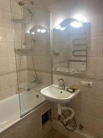 Оренда Квартира 1-кімнатна, 16/16 поверх на Левка Лукяненка вул. (Маршала Тимошенка) Киев